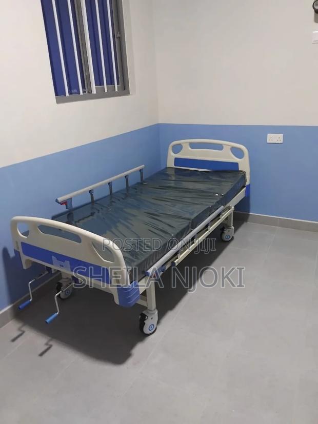 Ddouble Crank Bed With Mattress