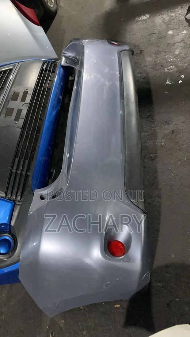 Auris 2010 Back Bumper