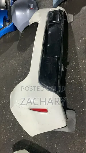 Auris 2015 Back Bumper
