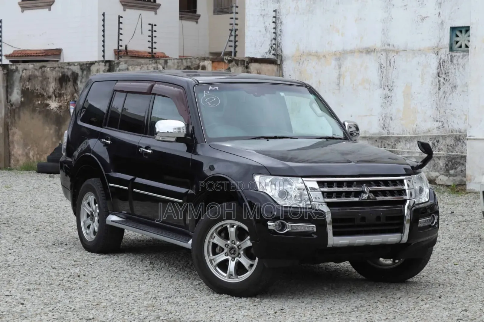 Mitsubishi Pajero 2018 Black