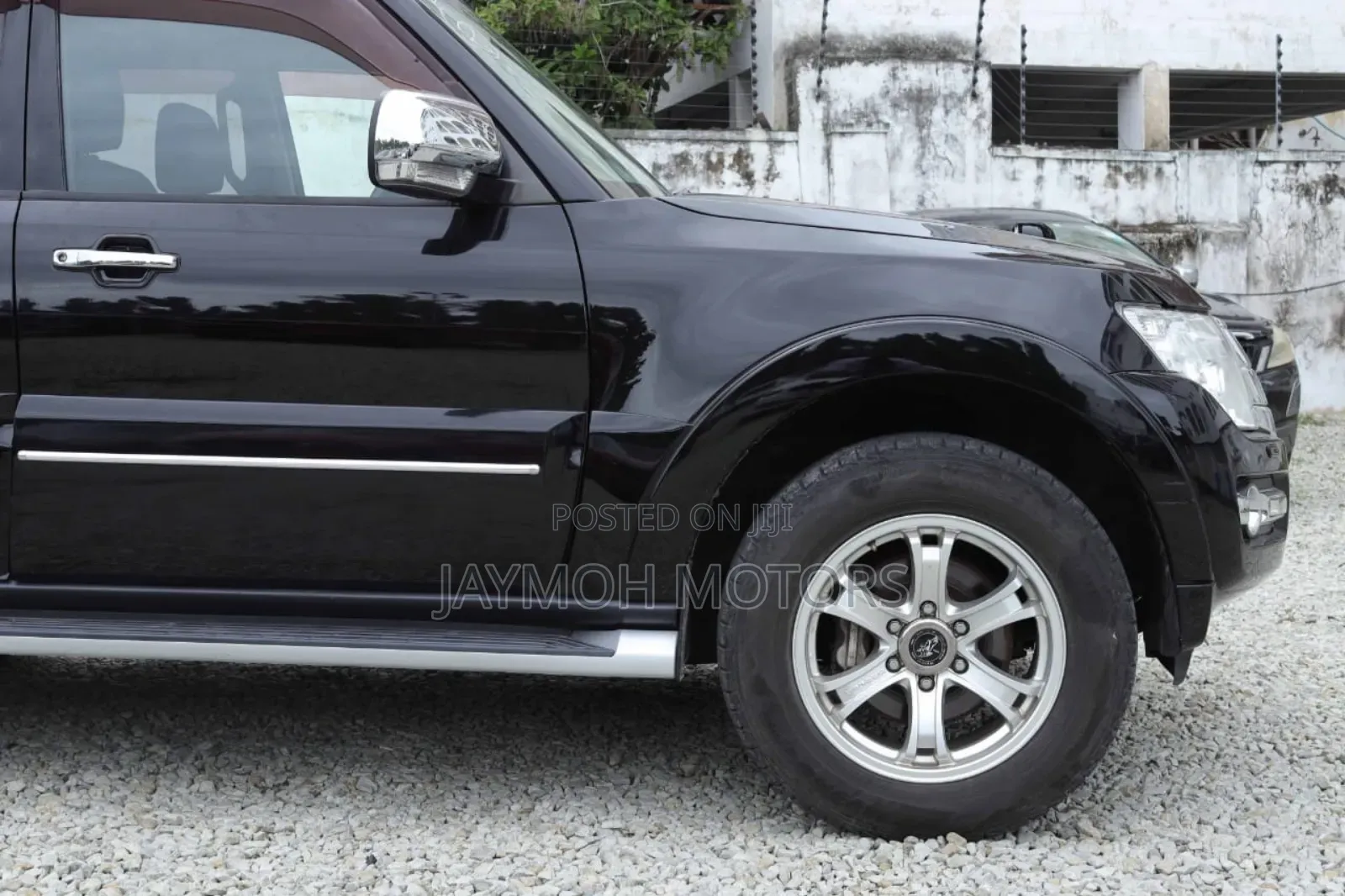 Mitsubishi Pajero 2018 Black