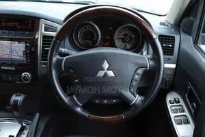 Mitsubishi Pajero 2018 Black