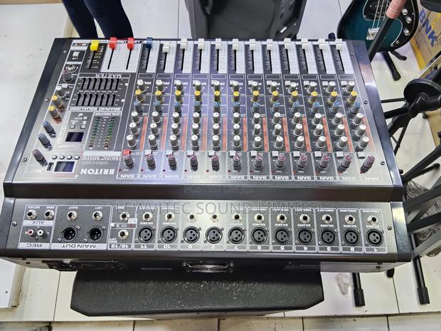 Usa Mixer Britone