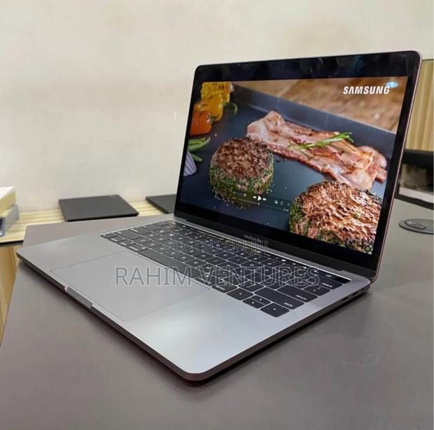 Laptop Apple MacBook Pro 2019 16GB Intel Core i7 SSD 256GB - thumbnail 4