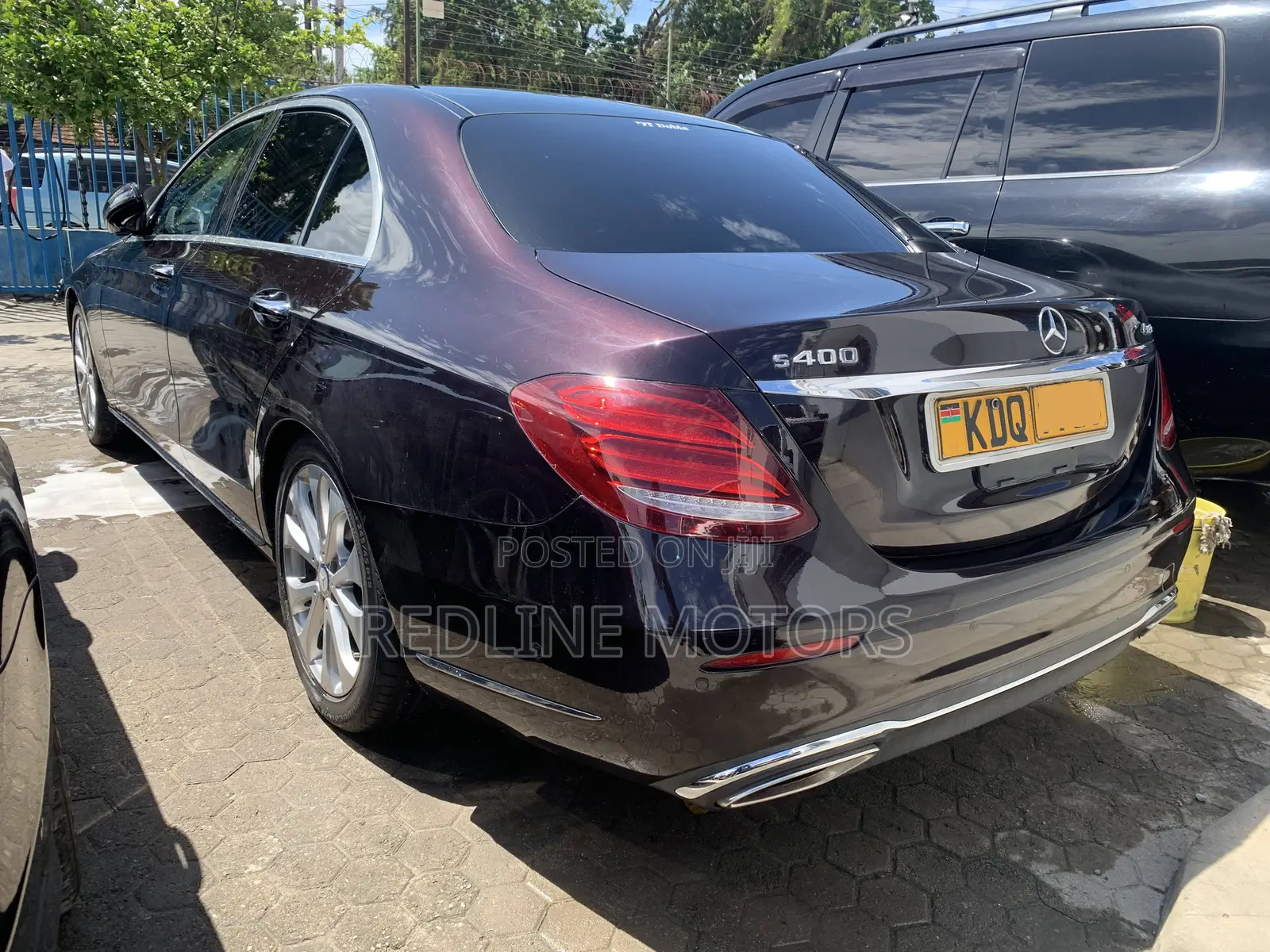 Mercedes-Benz E400 2016 Brown