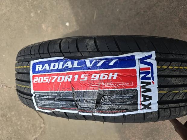 Vinmax Tyre 205/70r15 Ht