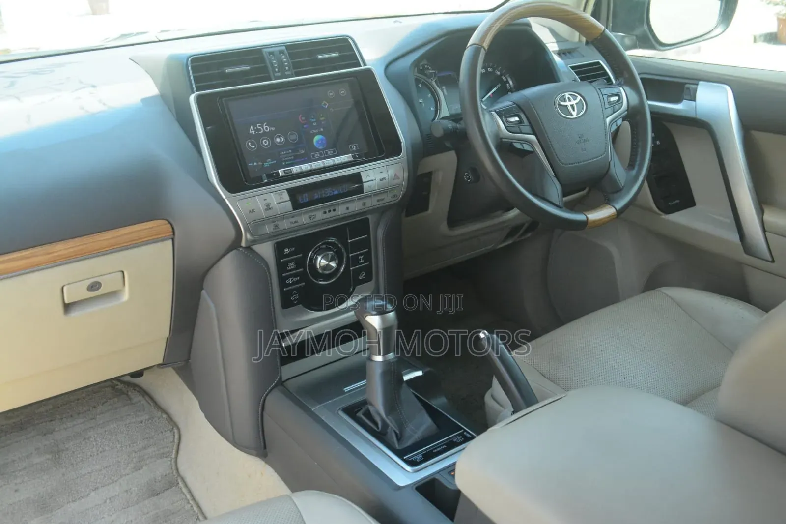 Toyota Land Cruiser Prado 2017 Black