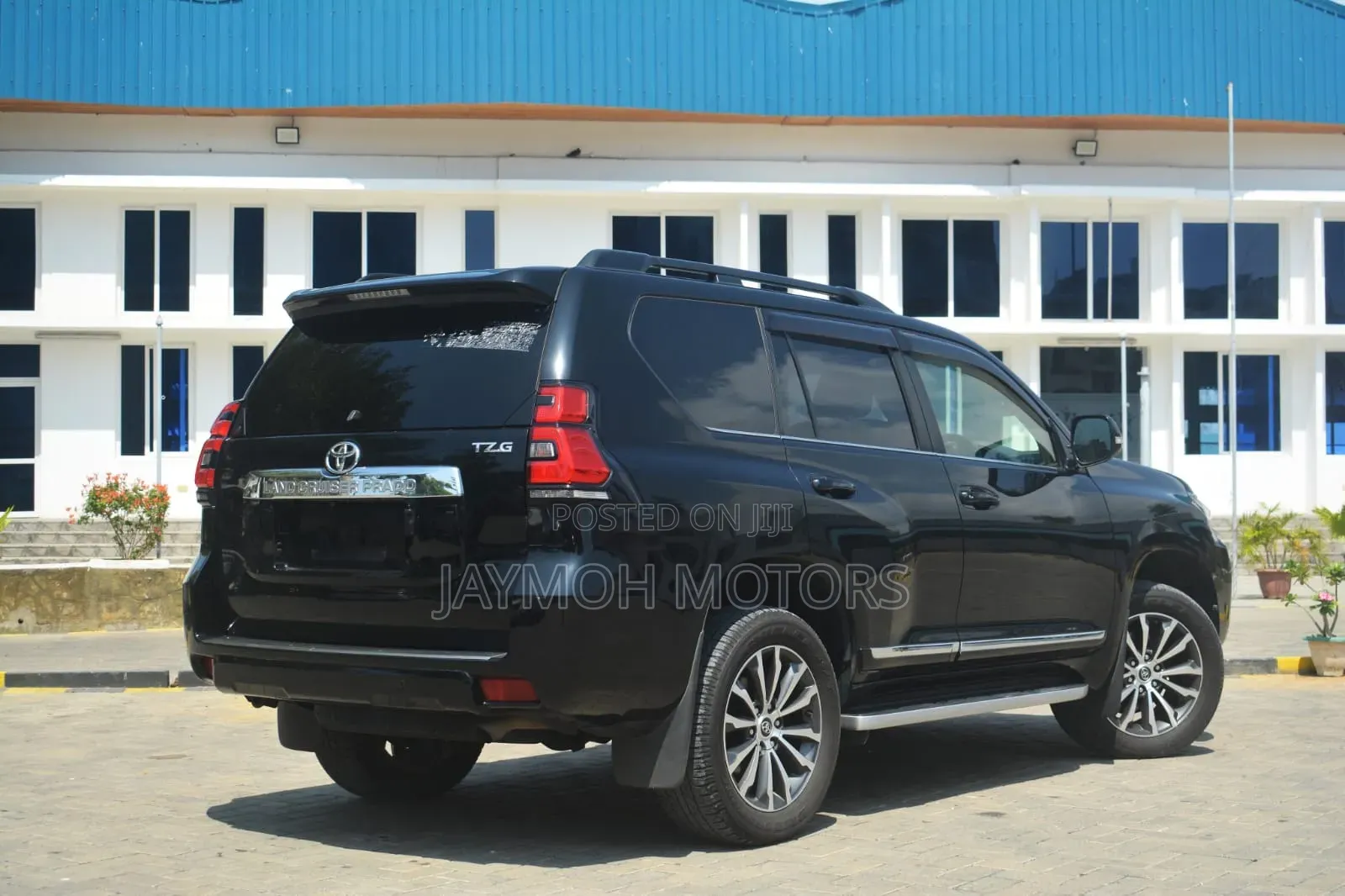 Toyota Land Cruiser Prado 2017 Black
