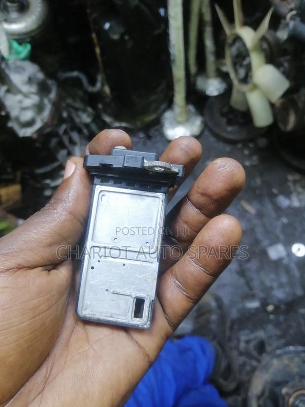Prado 150 Air Flow Sensor - thumbnail 2