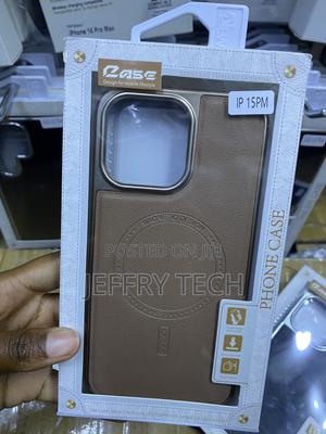 Torro iPhone 15 Pro Case Leather Magsafe Case With Stand - thumbnail 2