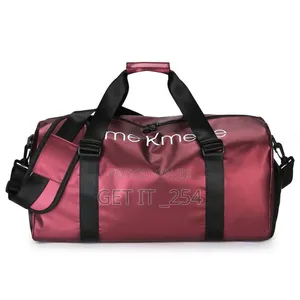 ✅Sporty Travelling Bags Has A Wet And Dry Separation