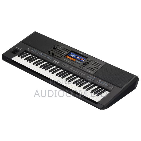 Yamaha PSR-Sx720 Keyboard - main view