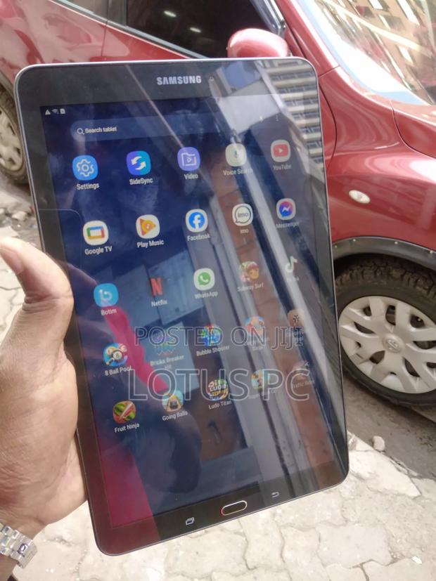 Samsung Galaxy Tab E 9.6 16 GB Black - main view