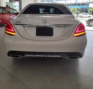 Mercedes-Benz C200 2019 White