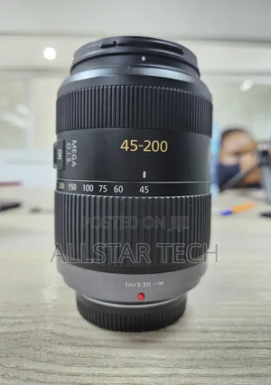 Panasonic 45-200mm F/4-5.6 G Vario Mega O.I.S.