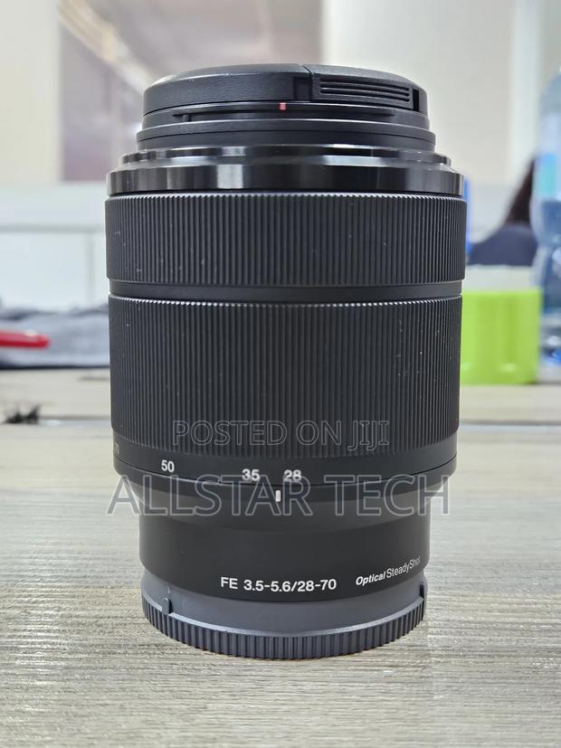 Sony Fe 28-70mm F/3.5-5.6 Oss Lens