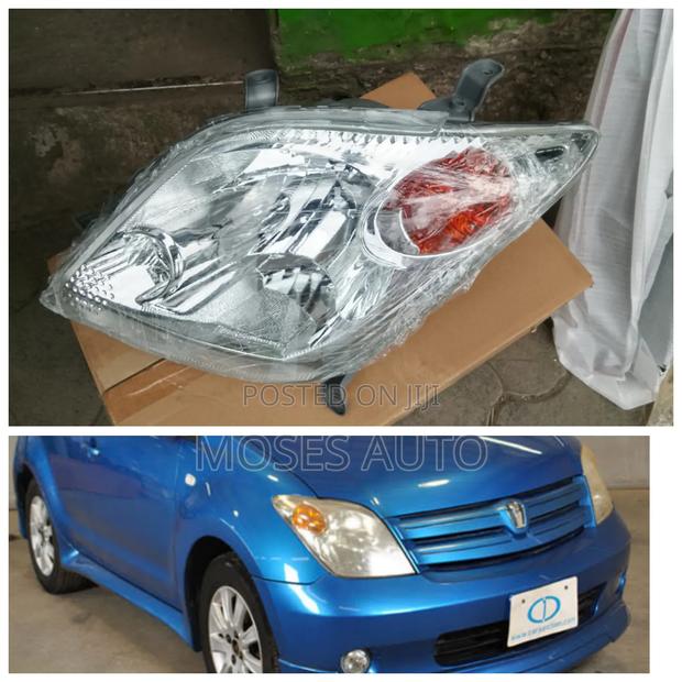 Ist 2005 Headlights