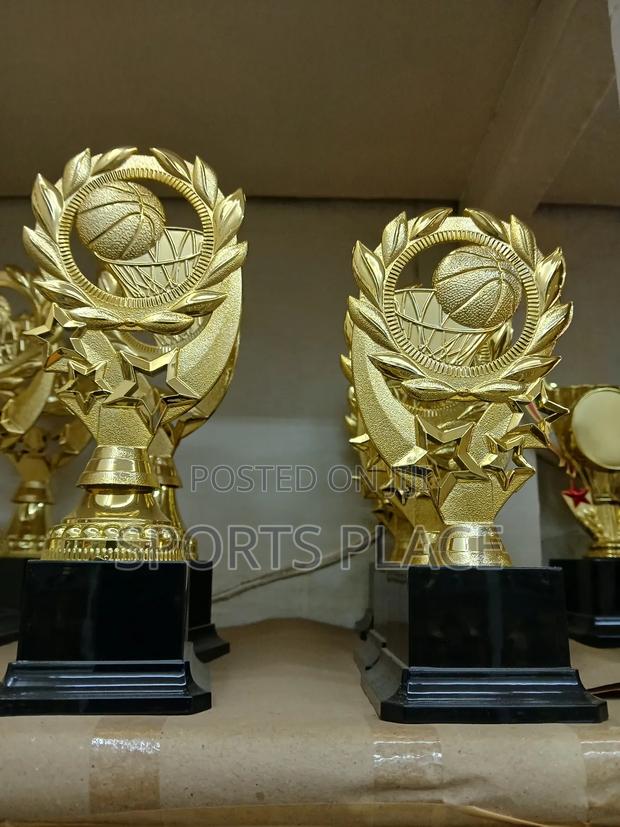 Basketball Trophy Award - main view