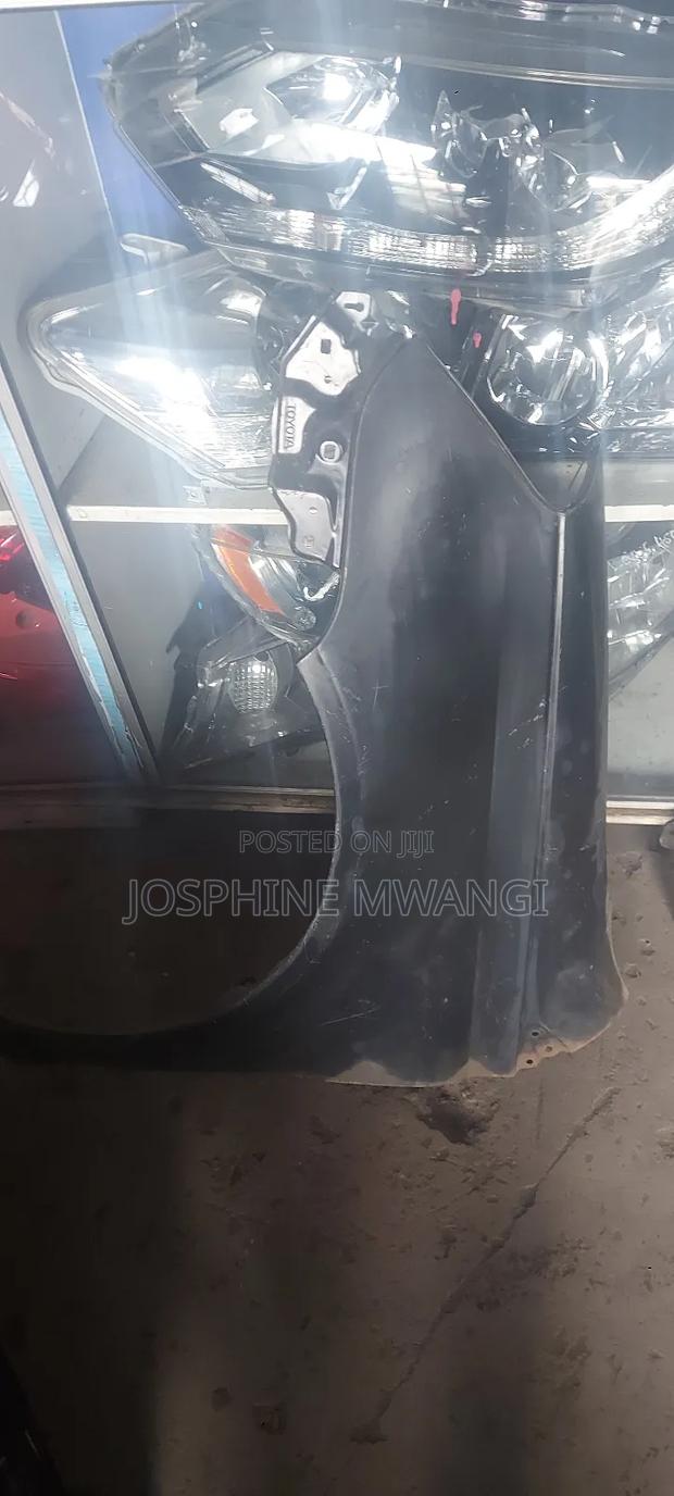 Toyota Plats Left Fender