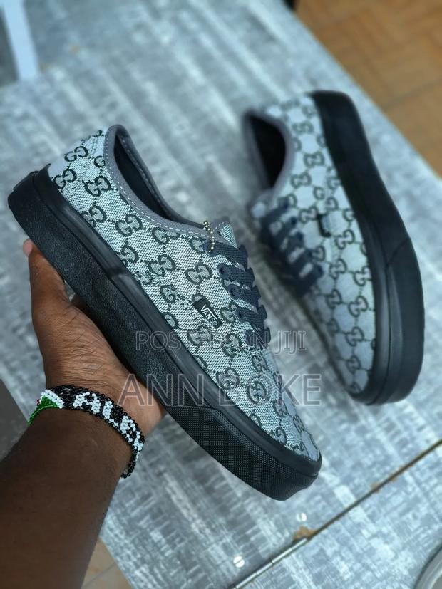 Vans Custom
Sizes 38-45
 at 2500 - thumbnail 7
