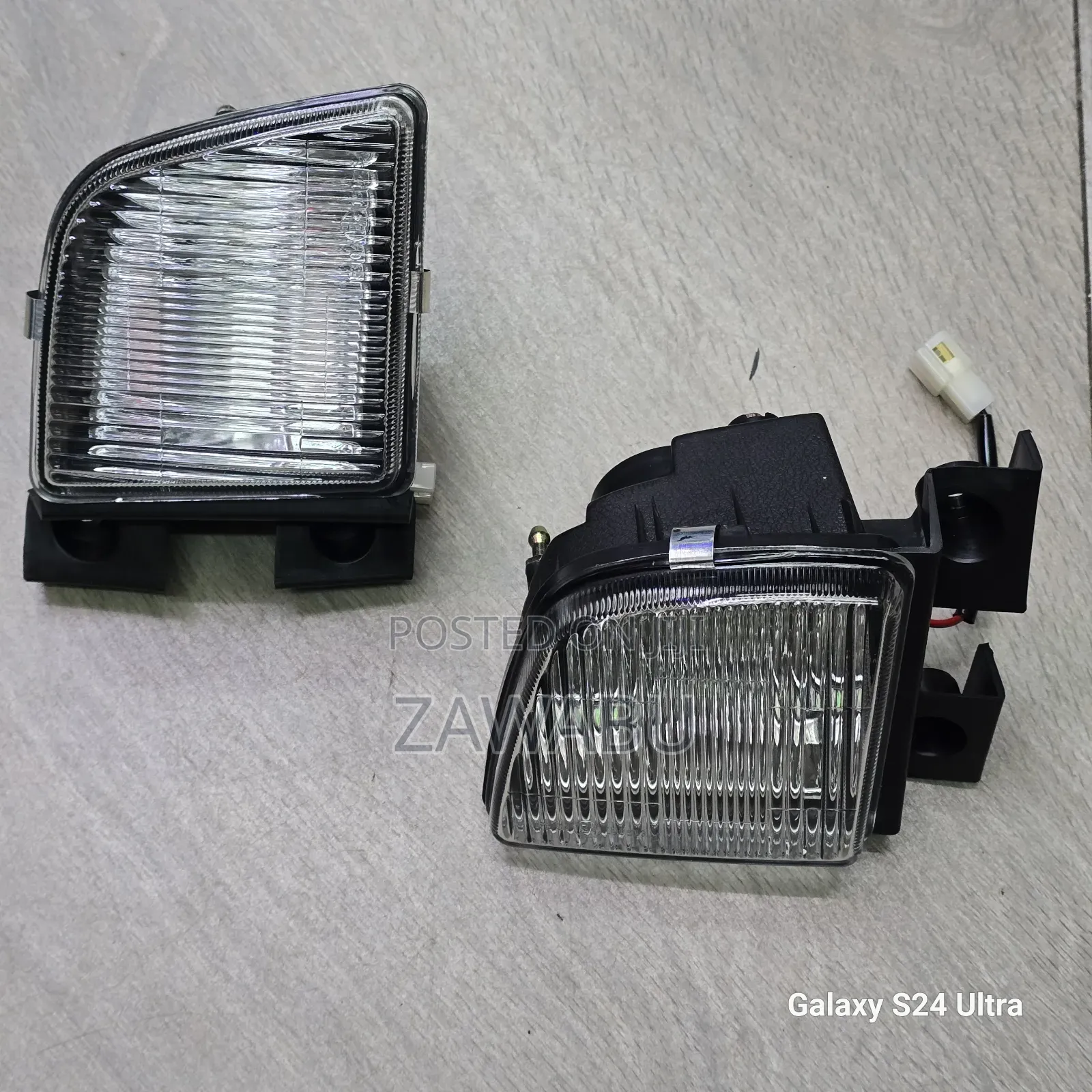 Foglights Hiace 5l/ Shark