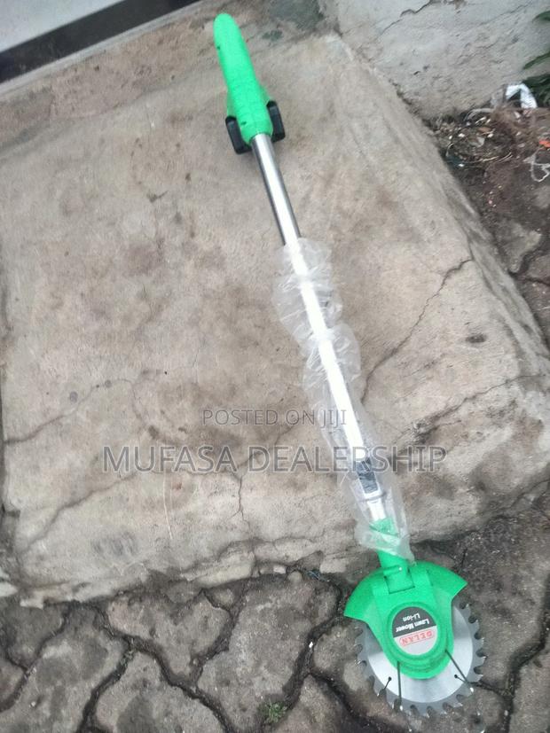 Easy Domestic-Use Lawn Mower Grass Cutter - thumbnail 3