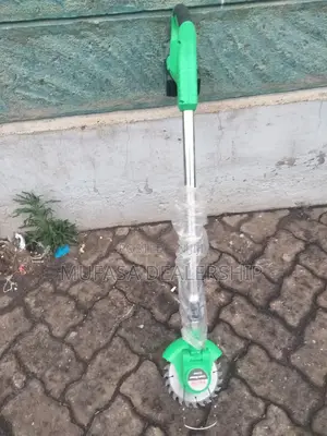 Sharp Blades Grass Cutter Brush Cutter/Trimmer