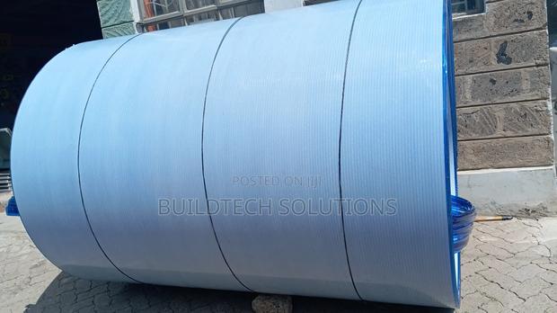 Durable Lightweight Polycarbinate - thumbnail 3
