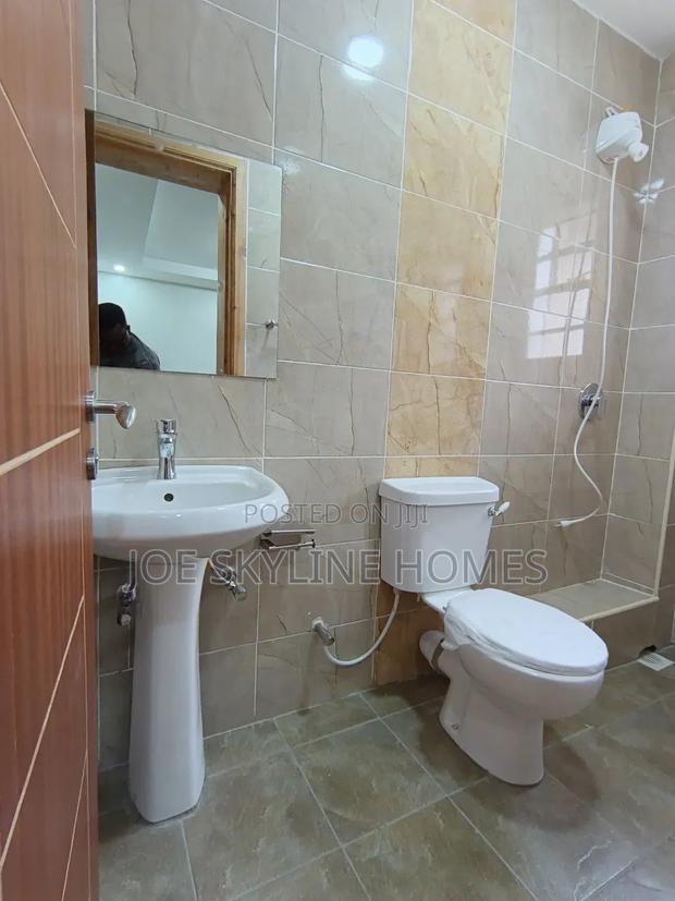 5bdrm Mansion in Ruaka for rent - thumbnail 19