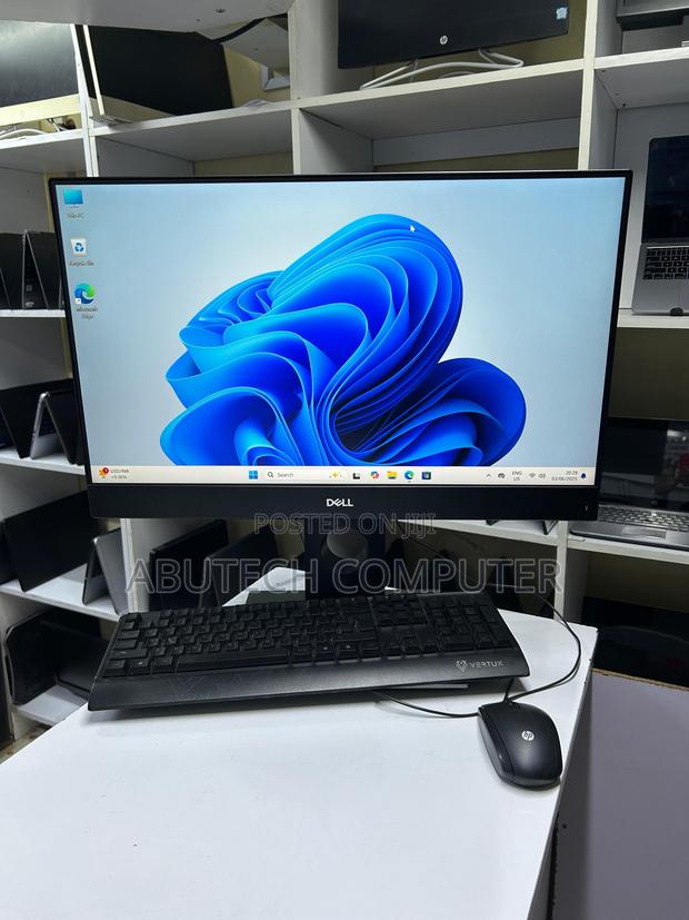 Desktop Computer Dell 16GB Intel Core I5 SSD 512GB - main view