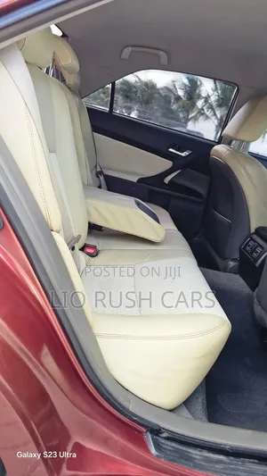 Toyota Mark X 2012 Red
