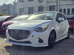 Mazda Demio 2018 White