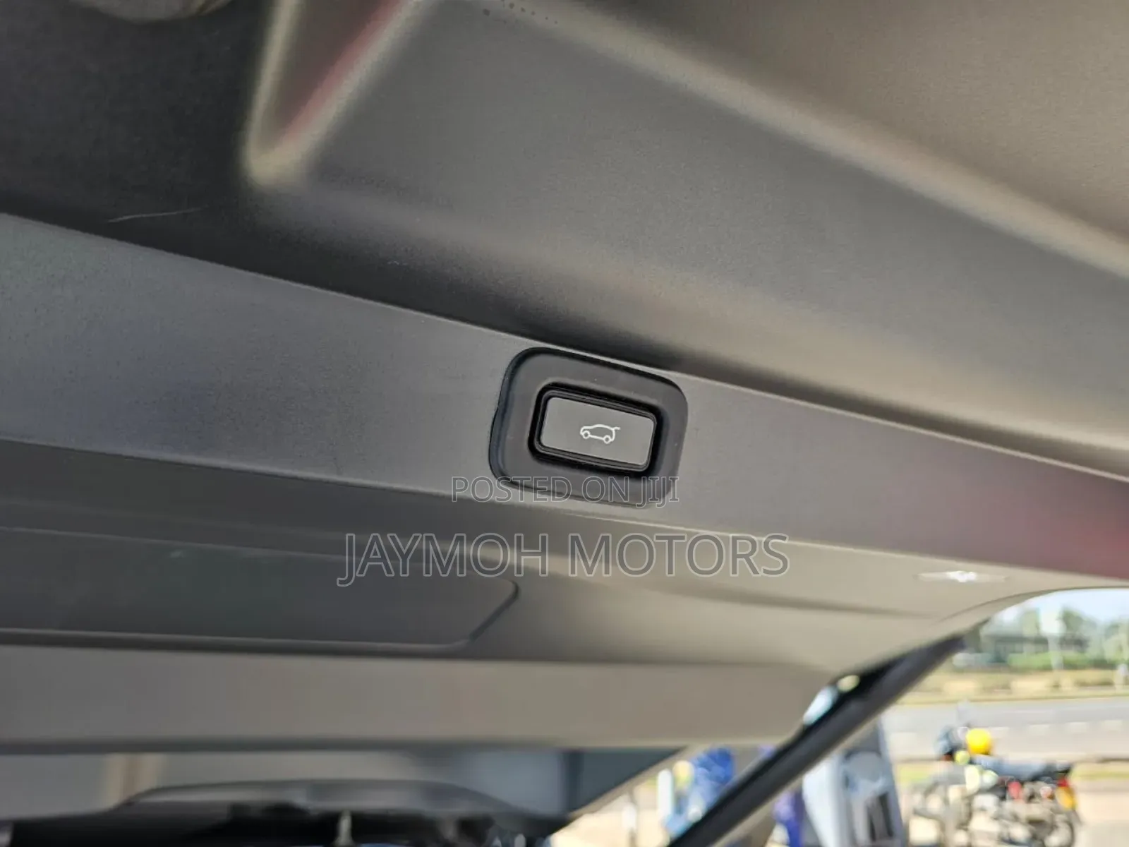 Land Rover Range Rover Vogue 2023 Black