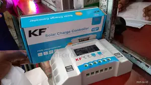 Solar Charge Controller/New 20a Solar Charge Controller