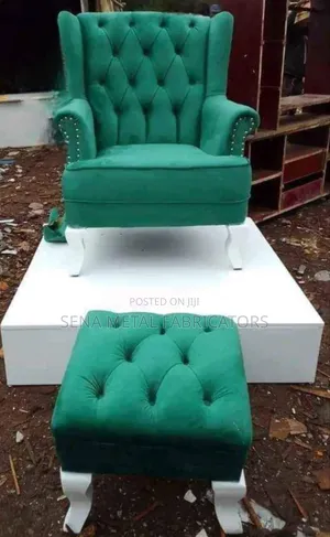 King-Size Set of Puff, Velvet Upholstery