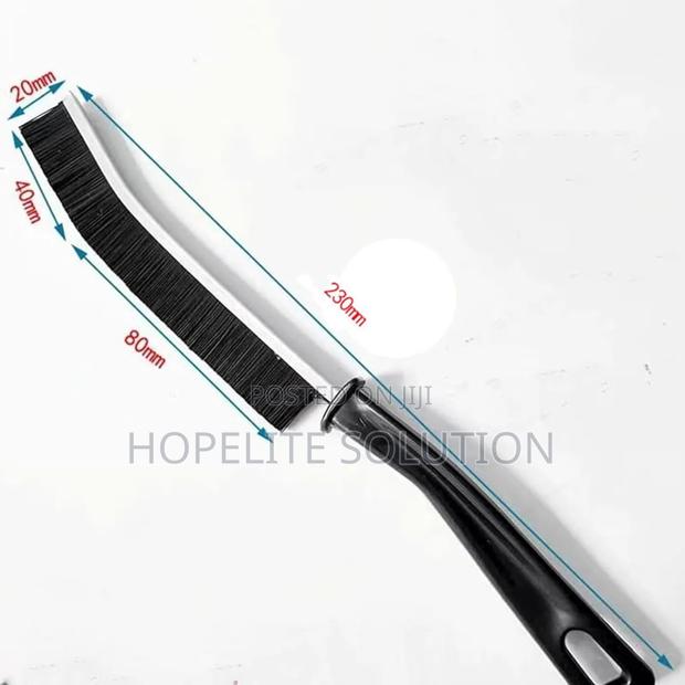 Small Gaps Cleaning Brush - thumbnail 4