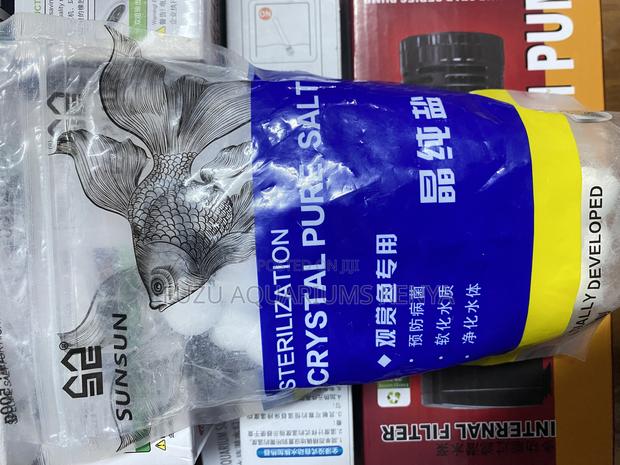 Essential Aquarium Care – Crystal Pure Salt - main view