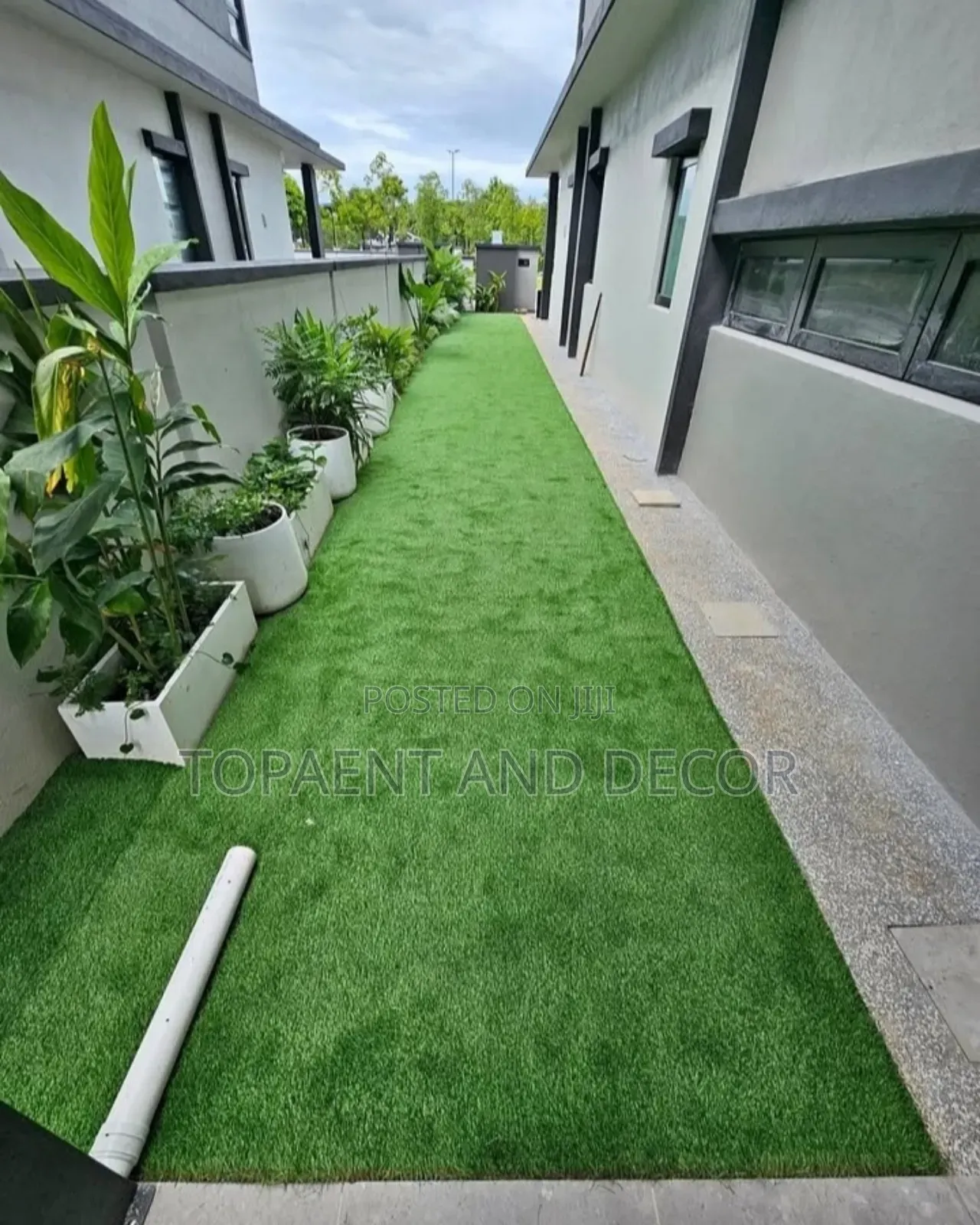 Soft Textured Corridor Decor Artificial Grass Carpet