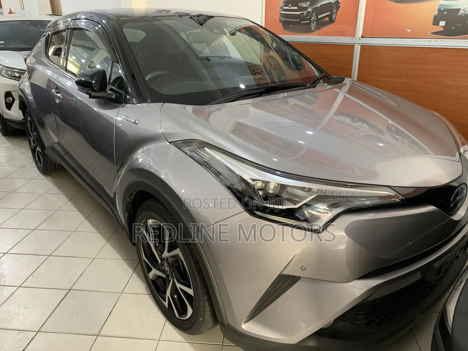 Toyota C-HR XLE Prermium FWD (2.0L 4cyl 2AM) 2018 Silver