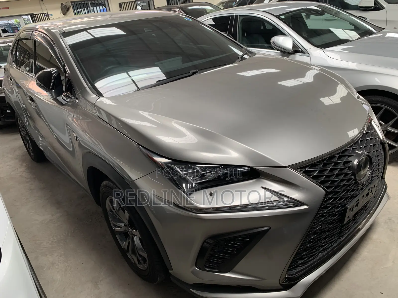 Lexus NX 300 FWD 2018 Silver