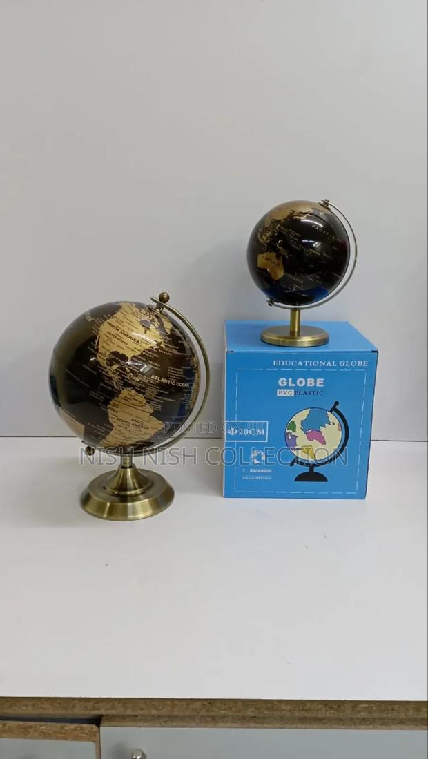 Rotating Globe World Map - thumbnail 2
