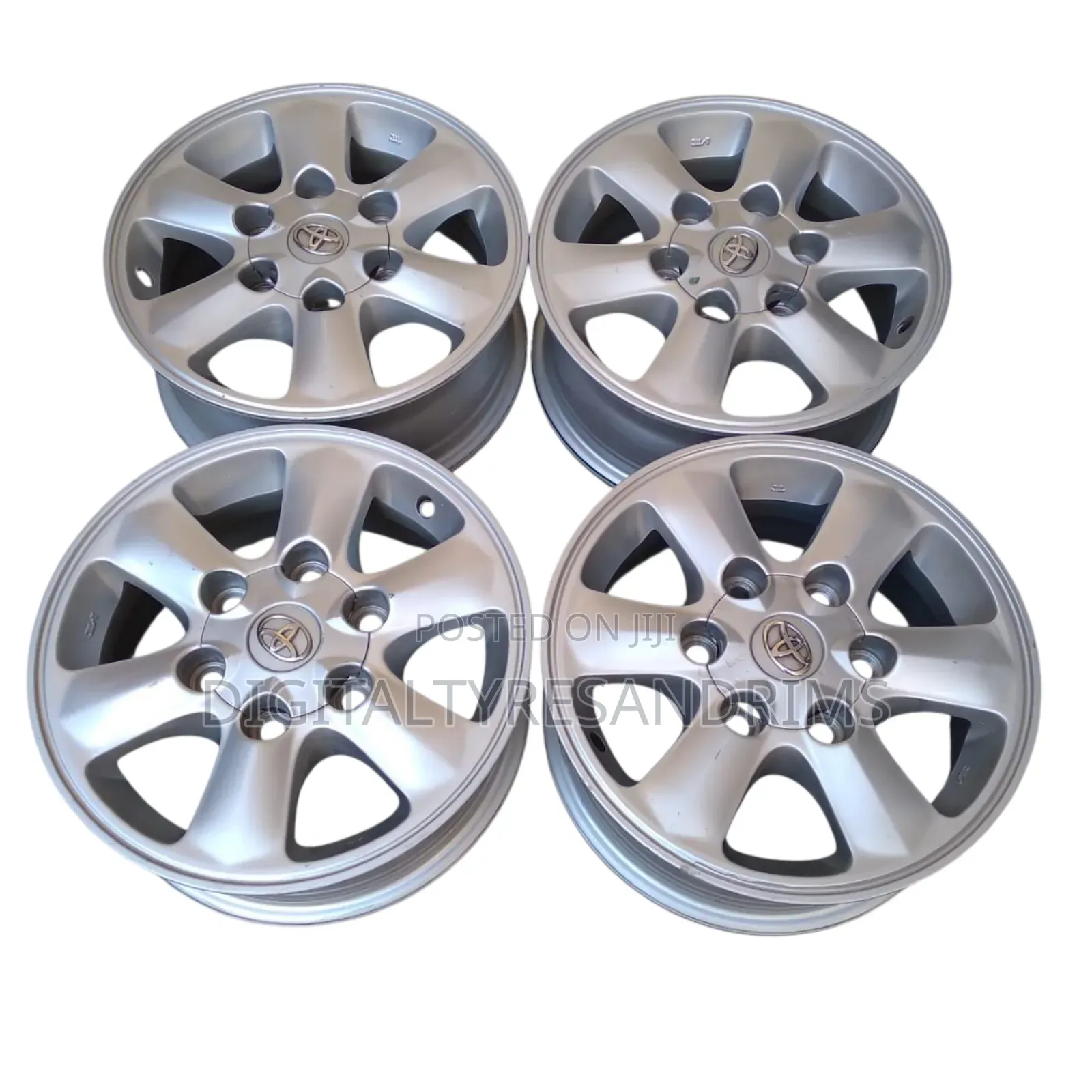 Toyota Fortuner Original Rims Size 17"At Affordable Cost