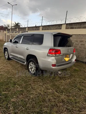 Toyota Land Cruiser 2013 Silver