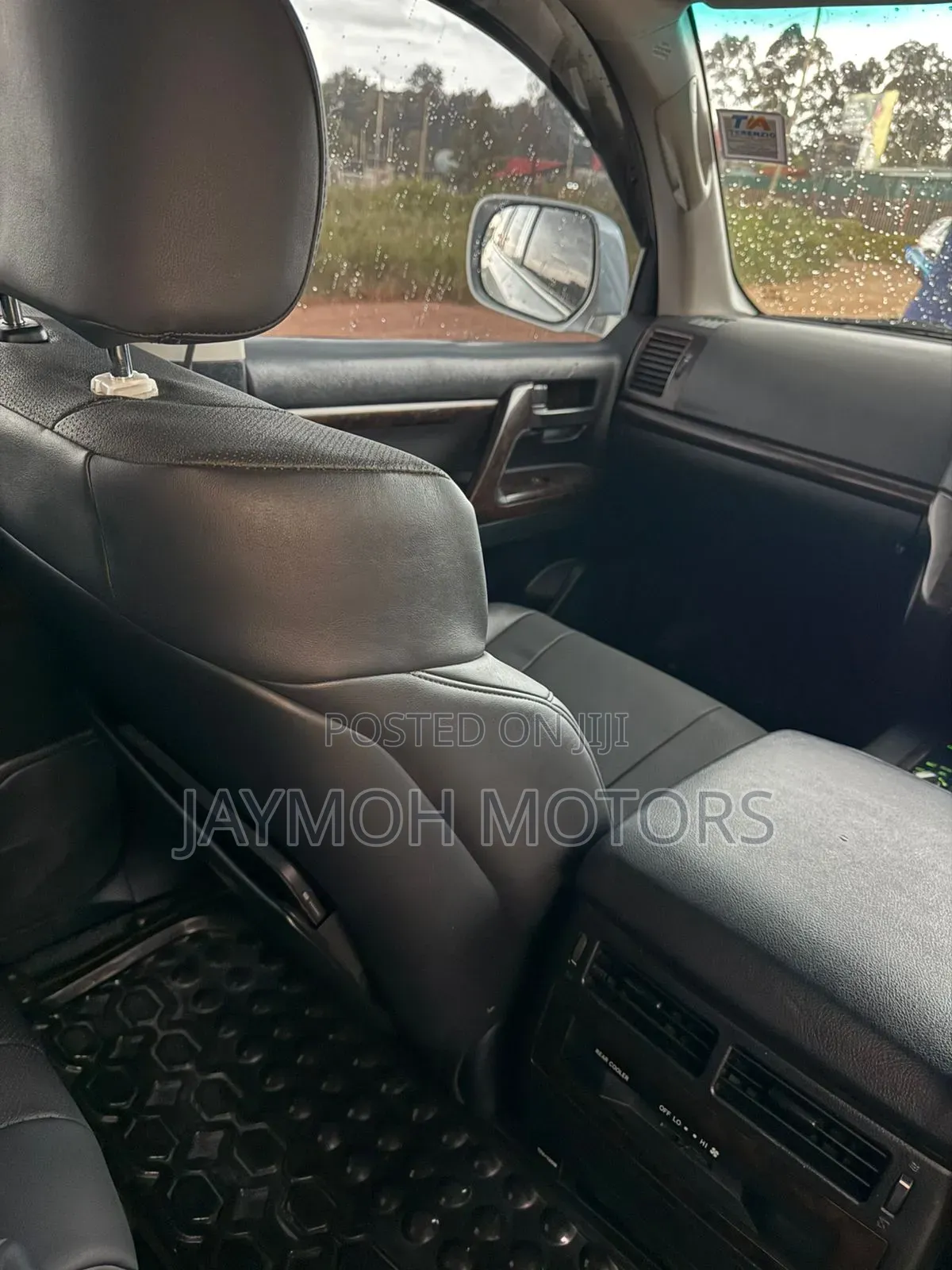Toyota Land Cruiser 2013 Silver