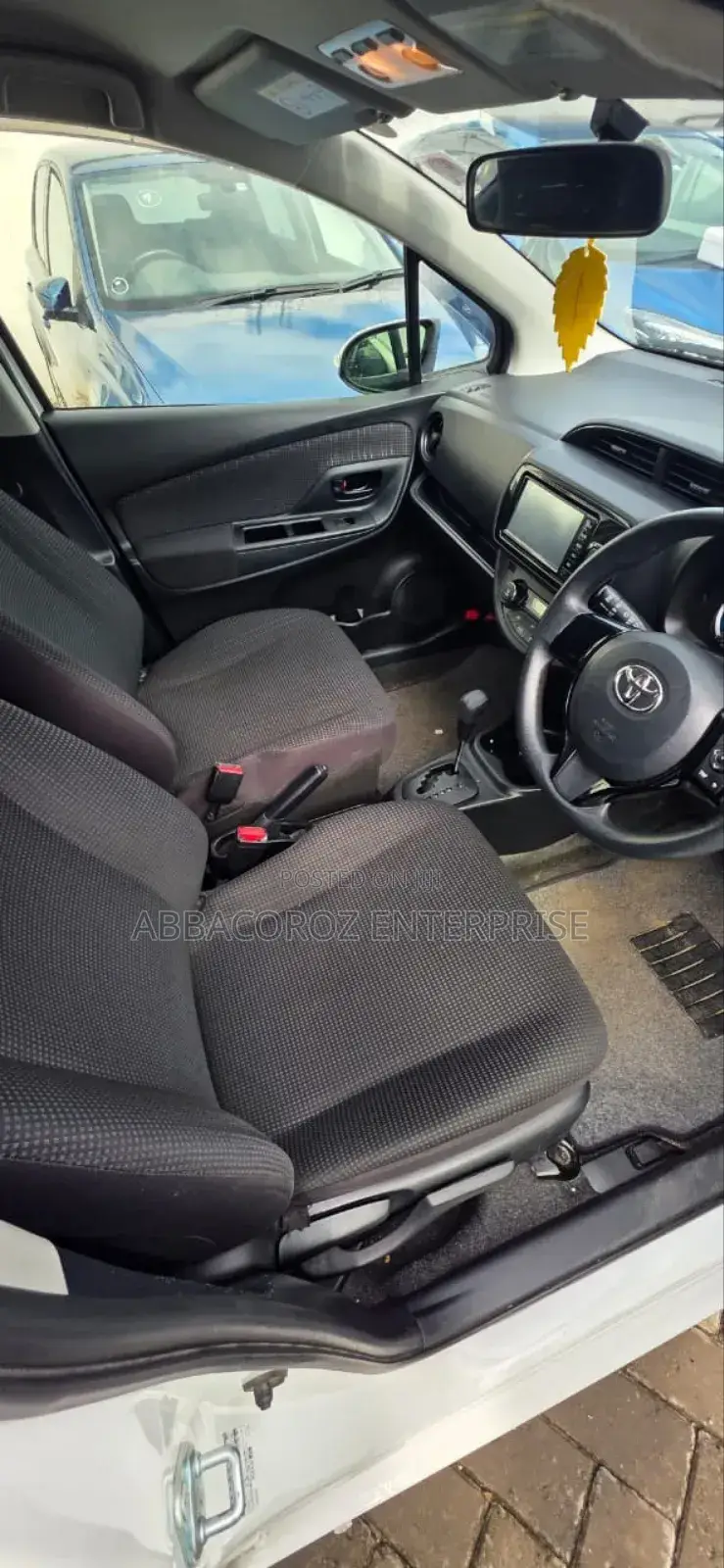 Toyota Vitz 1.5 FWD Hybrid 5dr 2018 Pearl