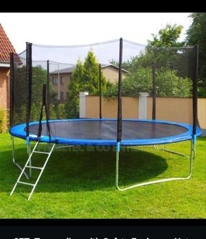 8ft Trampoline With Safety Enclosure Net - thumbnail 2
