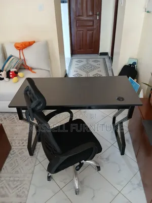 Headrest Office Chair and Metallic Office Desk