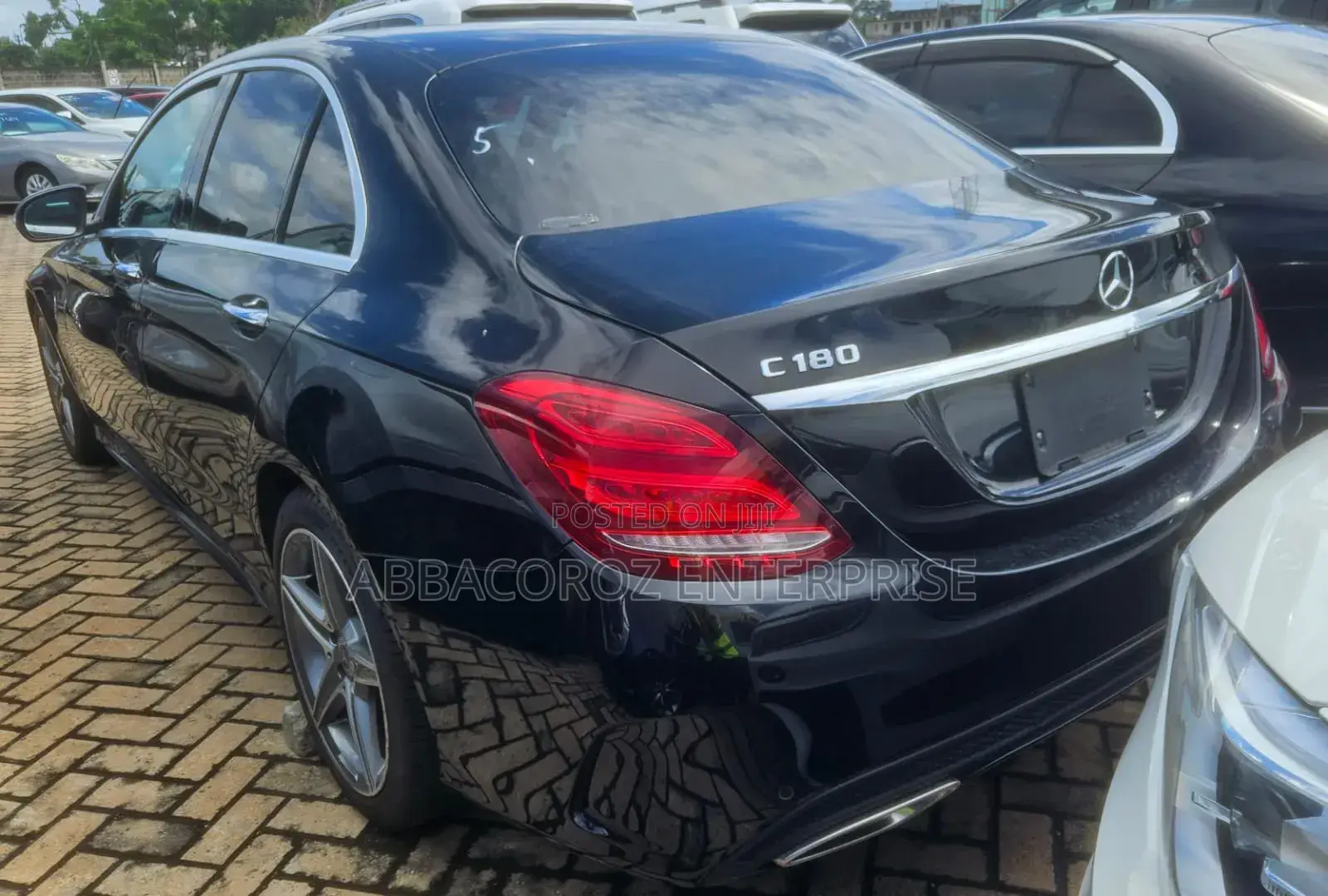 Mercedes-Benz C180 2018 Black