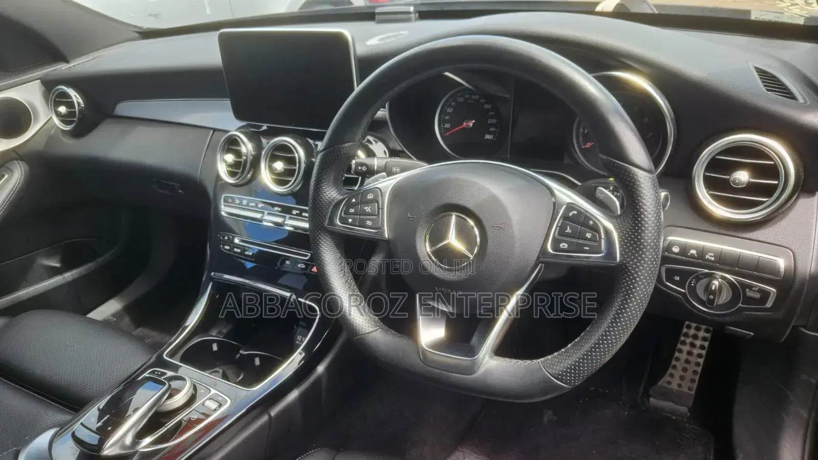 Mercedes-Benz C180 2018 Black