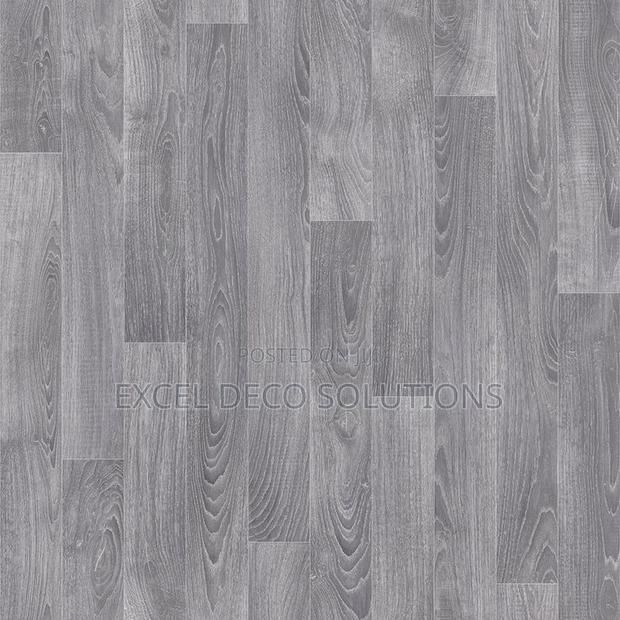 LVT Flooring – Durable Elegance for Every Room!